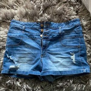 Refuge Jean shorts
